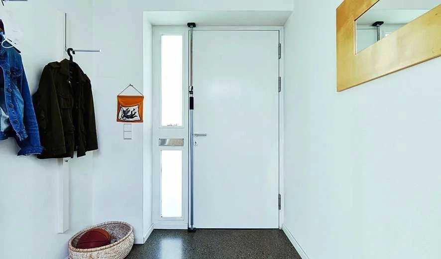 Teleskopinė montavimo atrama BESSEY ST290