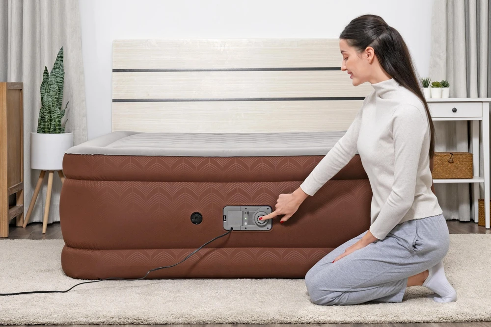 Bestway „AlwayzAire“ pripučiamas čiužinys su įmontuotu oro kondicionieriaus siurbliu, 203 x 152 x 51 cm
