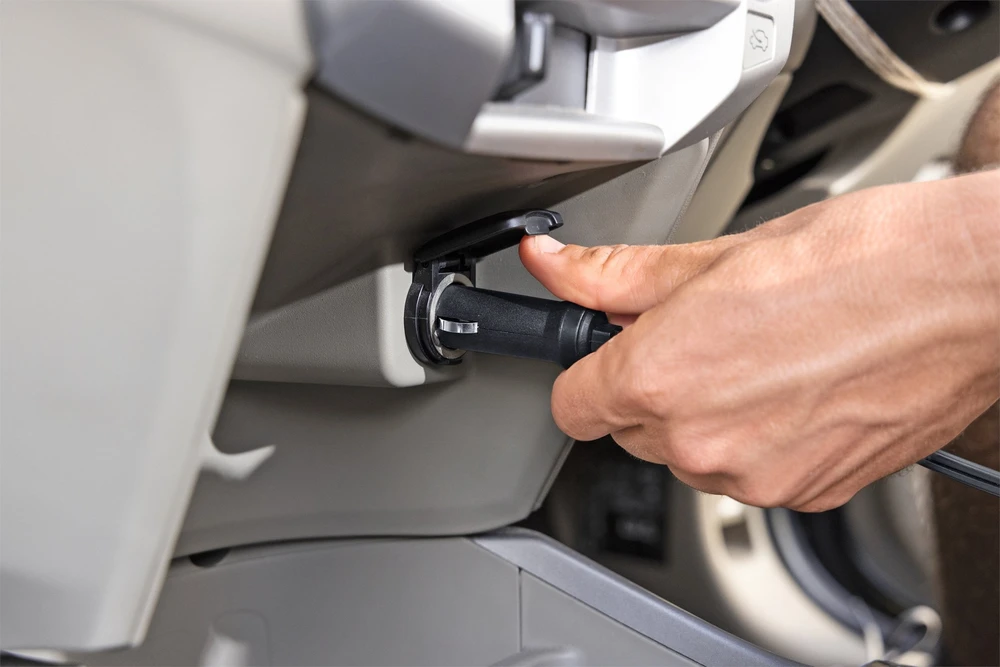 Bestway aukšto slėgio elektrinė oro pompa DC 4 adapteriai 62265