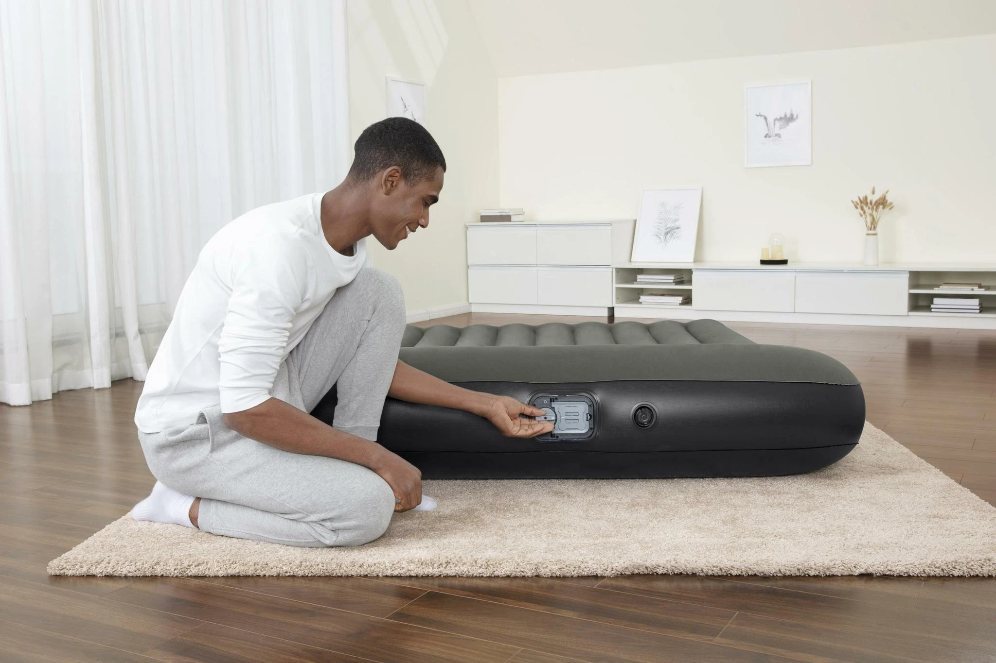Bestway Pripučiamas čiužinys Tritech Airbed Queen su integruota pompa 67930 2.03m x 1.52m x 30cm