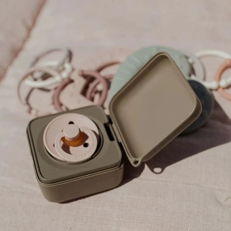 Bibs BIBS PACIFIER BOX BABY Mėlynas 2 in 1 čiulptukų dėklas ir čiulptukų sterilizavimo indas