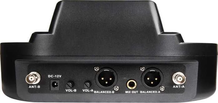 DNA Professional UMA VOCAL SET - dvigubas belaidis rinkinys (2 x rankiniai mikrofonai + imtuvas su mikrofono įkrovimo stotele)