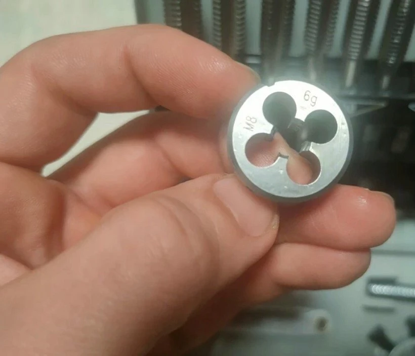 Bituxx Sriegimo ir sriegimo įrankių rinkinys 24 vnt. (M5-M12) metalinis lagaminas