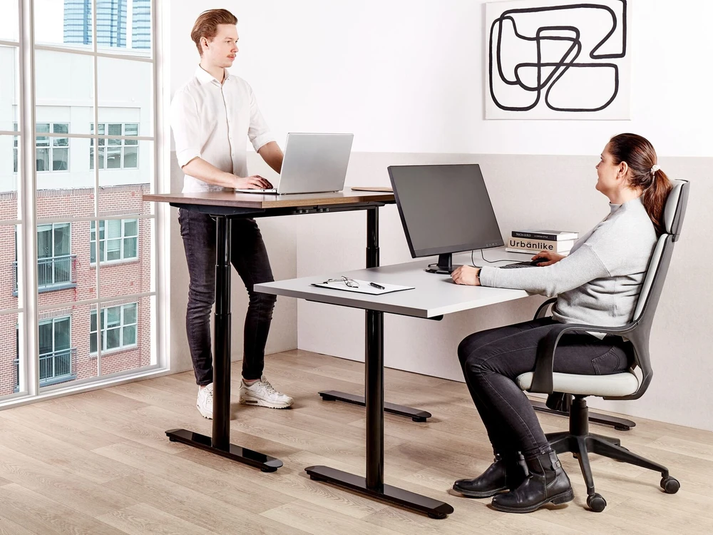 Beliani Elektriškai reguliuojamas stalas DESTINAS pilkas/juodas 120 cm 72 cm