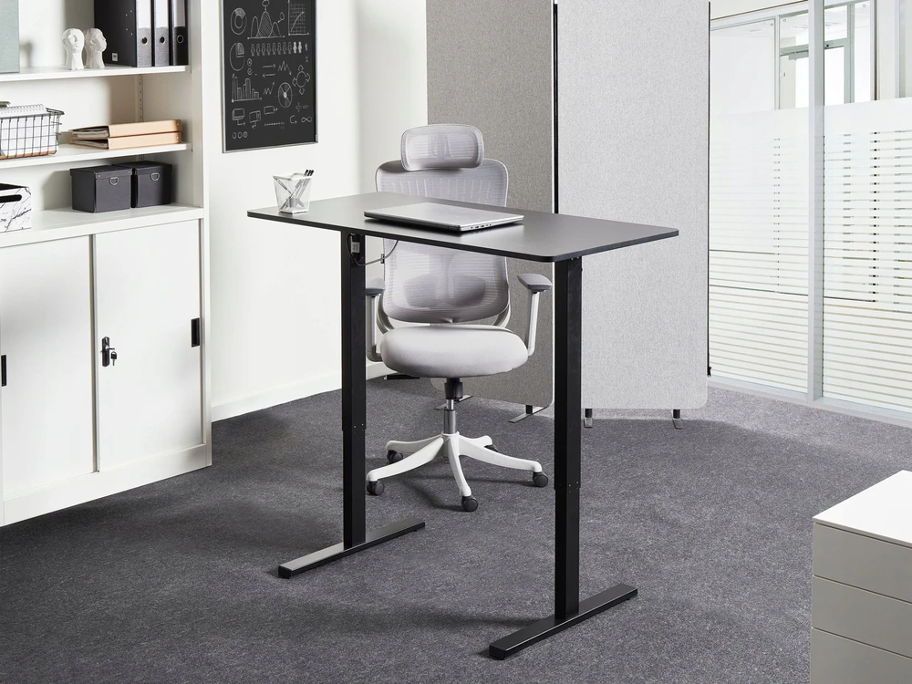 Beliani Elektriškai reguliuojamas stalas TAVARES, juodas, 120 cm x 60 cm