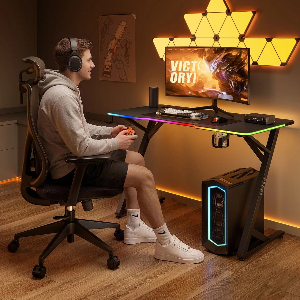 Biurko SENSE7 VOLT RGB juoda 120x60