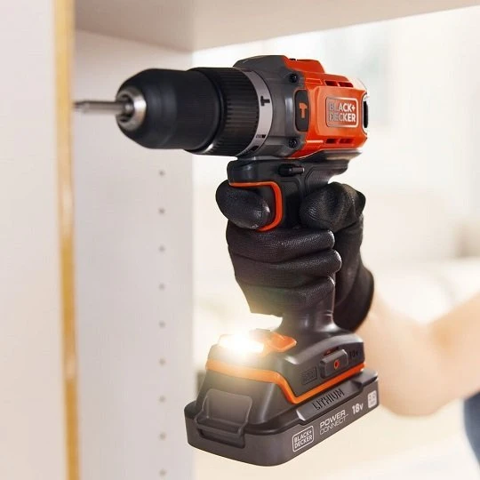 Black & Decker Juodas & Decker Juodas & DECKER 18V akumuliatorinis gręžtuvas (be akumuliatoriaus ir įkroviklio) | BCD383XN-XJ