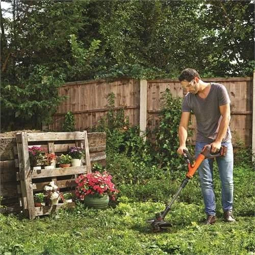 Black & Decker žoliapjovė STC1840EPC POWER COMMAND, 18V, 1x4,0Ah
