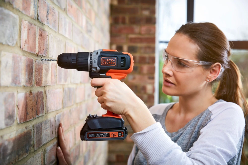 Akumuliatorinis gręžtuvas Black&Decker BCD003MEM2K-QW,18V, 2x2,5Ah