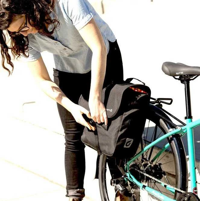 Blackburn Bagažinės krepšys BLACKBURN LOCAL REAR PANNIER, atsparus vandeniui, 13L (NAUJAS 2025)