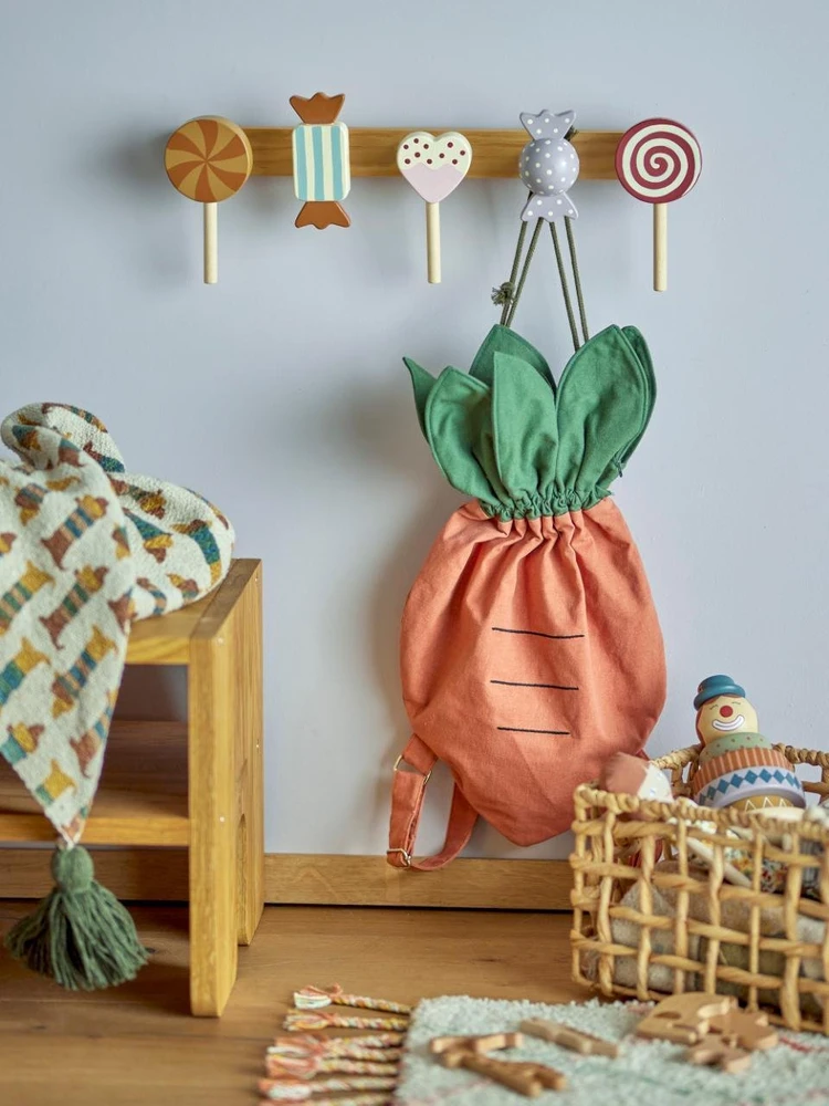 „Bloomingville MINI“ – „Rudy“ paltų kabykla – ruda