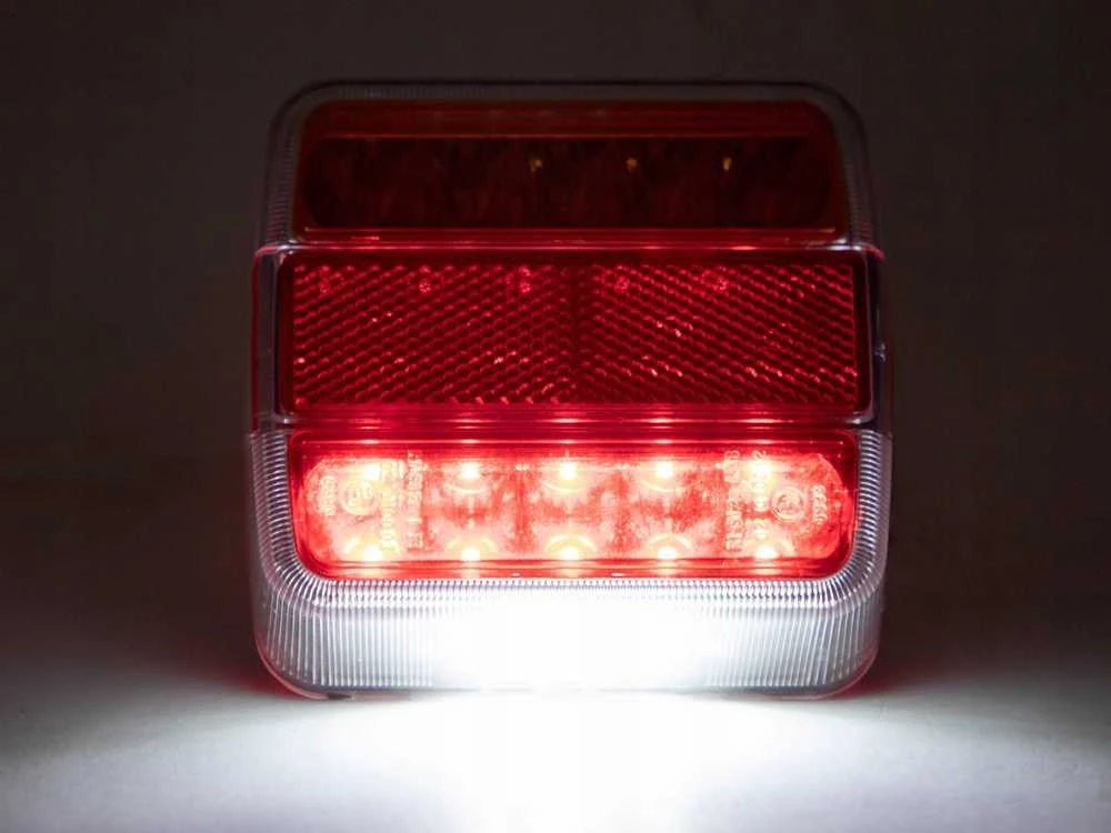 Blow LED priekabos žibintas su šviesos sekcijomis