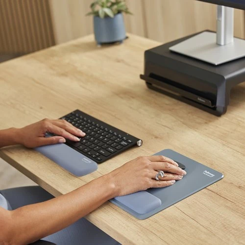 Klaviatūra Fellowes | „Breyta Compact“ klaviatūros (TKL) riešo atrama | Jūrų įranga