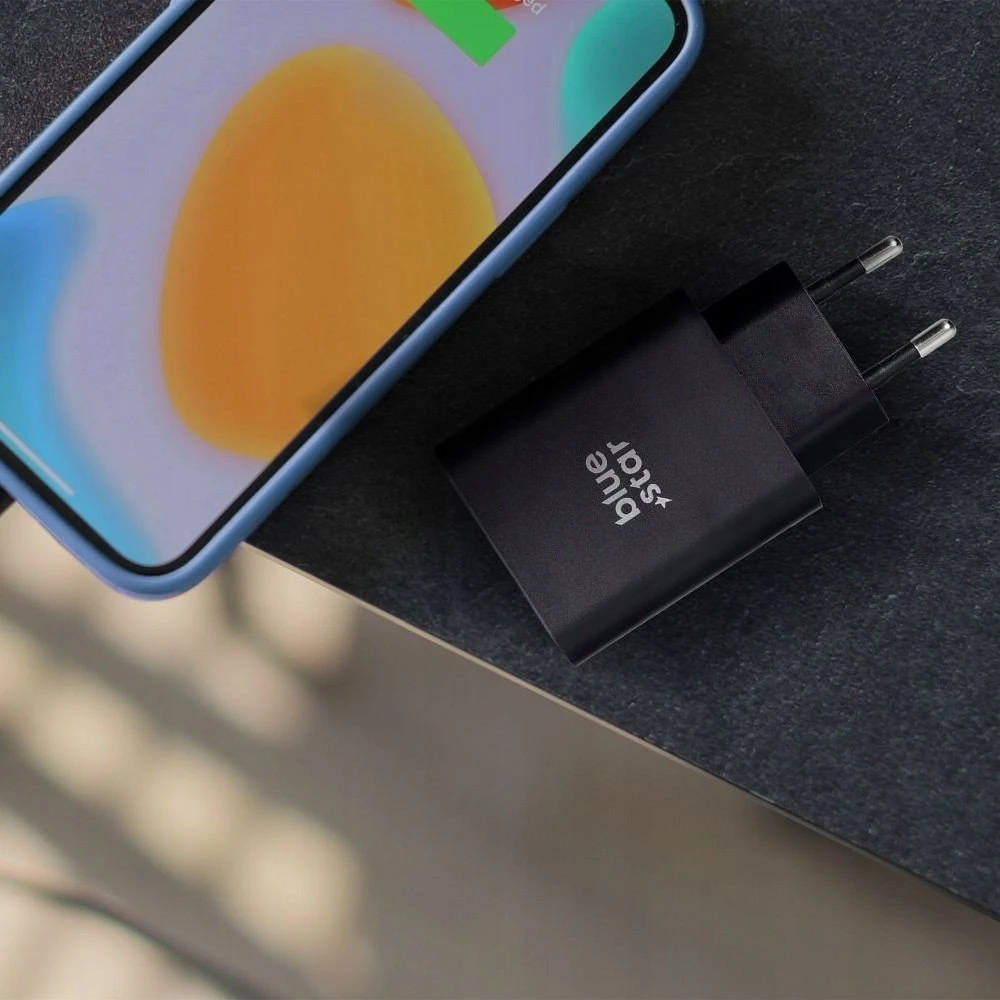 BlueStar Telefono įkroviklis Blue Star USB C + USB A QC4.0 PD 3A 25W TFB-TC-25WPD juodas