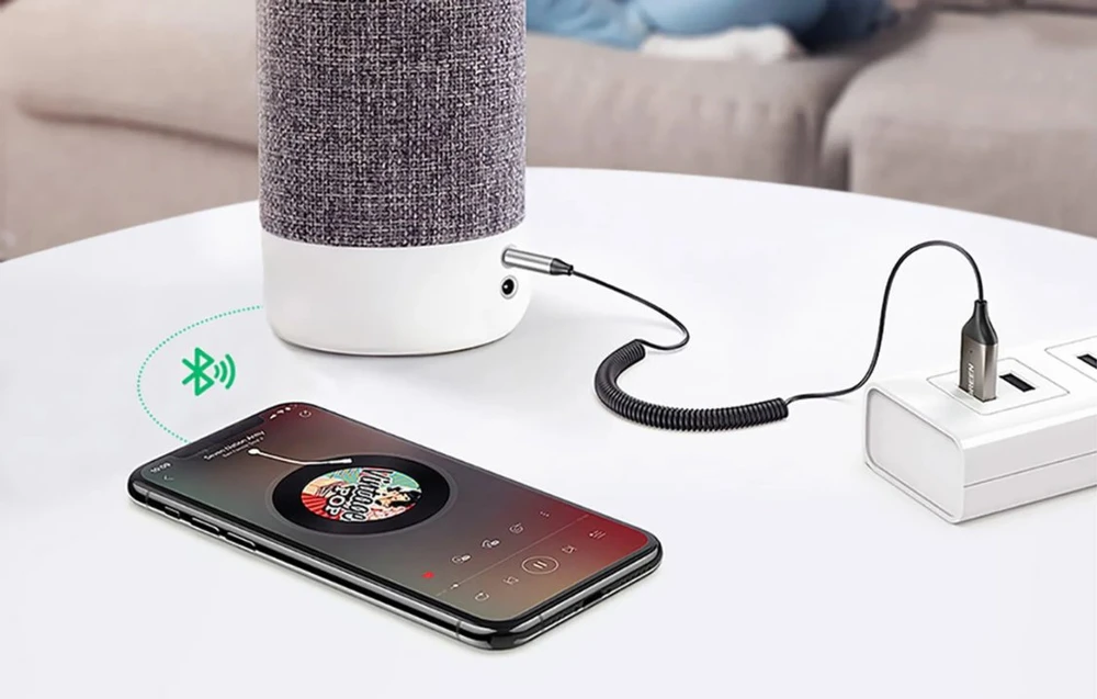 Automobilinis Bluetooth imtuvas UGREEN 70601B - pilkas