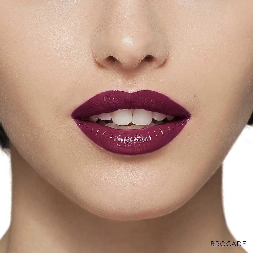 Bobbi Brown „Luxe Hydrating Kreminis“ lūpų dažai 15 ryškių uogų 3,8 g