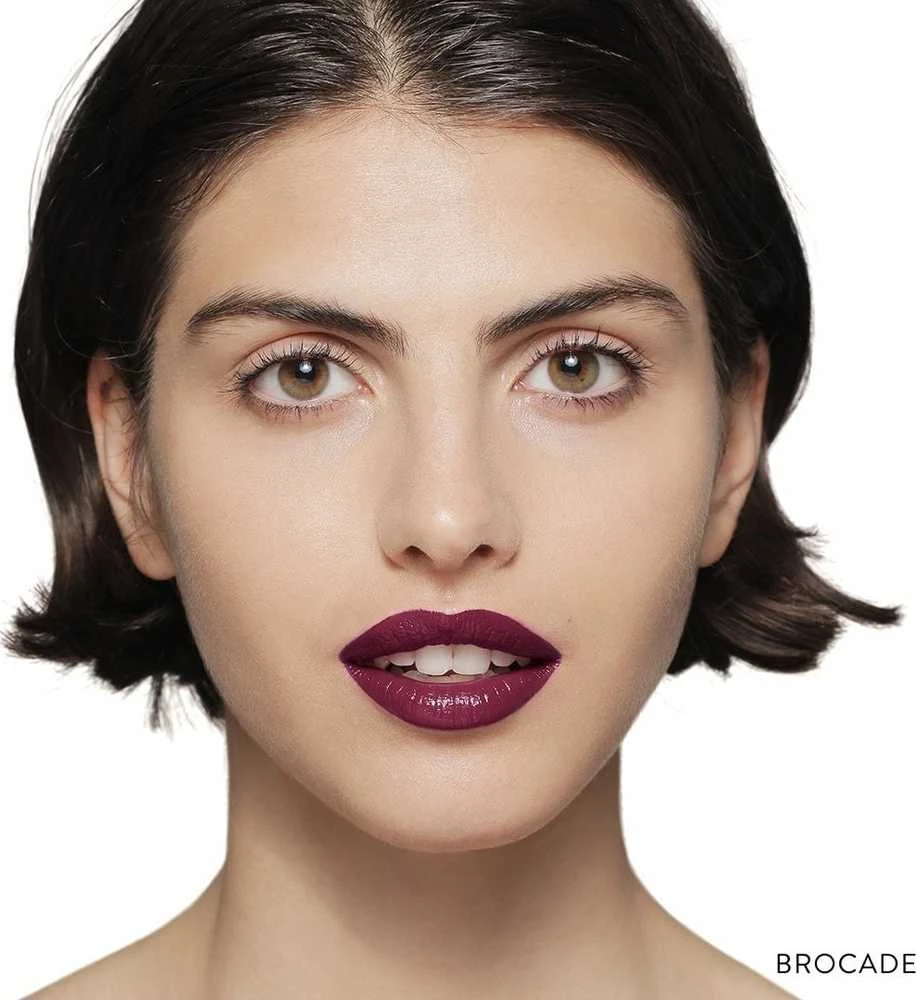 Bobbi Brown „Luxe Hydrating Kreminis“ lūpų dažai 15 ryškių uogų 3,8 g