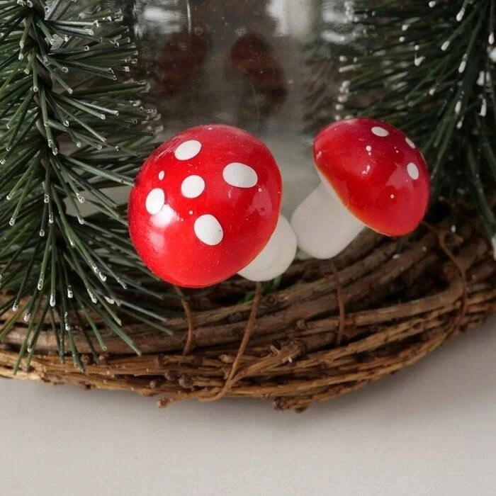 Kalėdinė žvakidė Boltze PASAKA, aukštis 13,9 cm