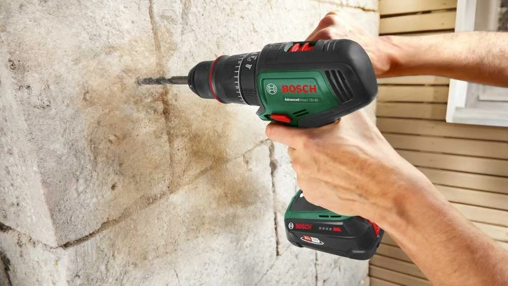 „Bosch AdvancedImpact18V-80“ belaidis atsuktuvas „Quicksnap“