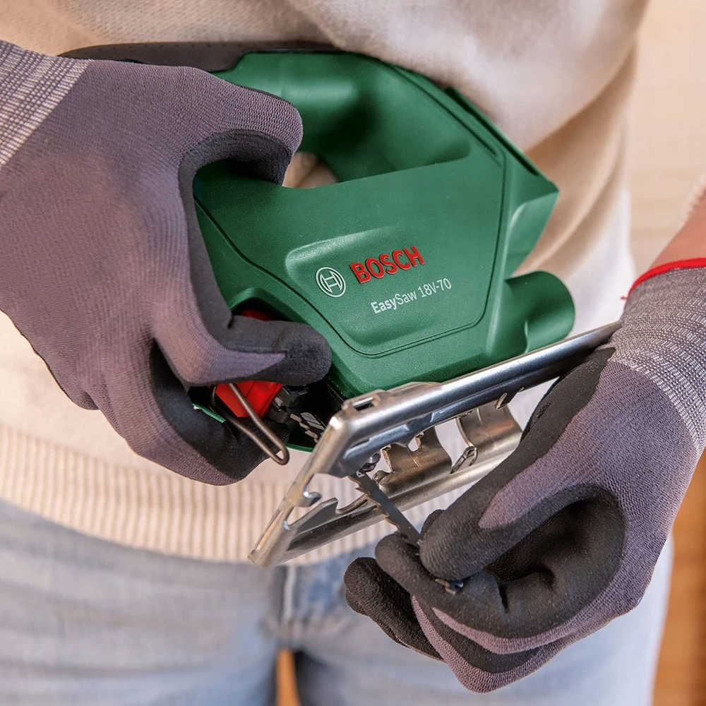 Wyrzynarka Bosch AKUM. siaurapjūklis EasySaw 18 set