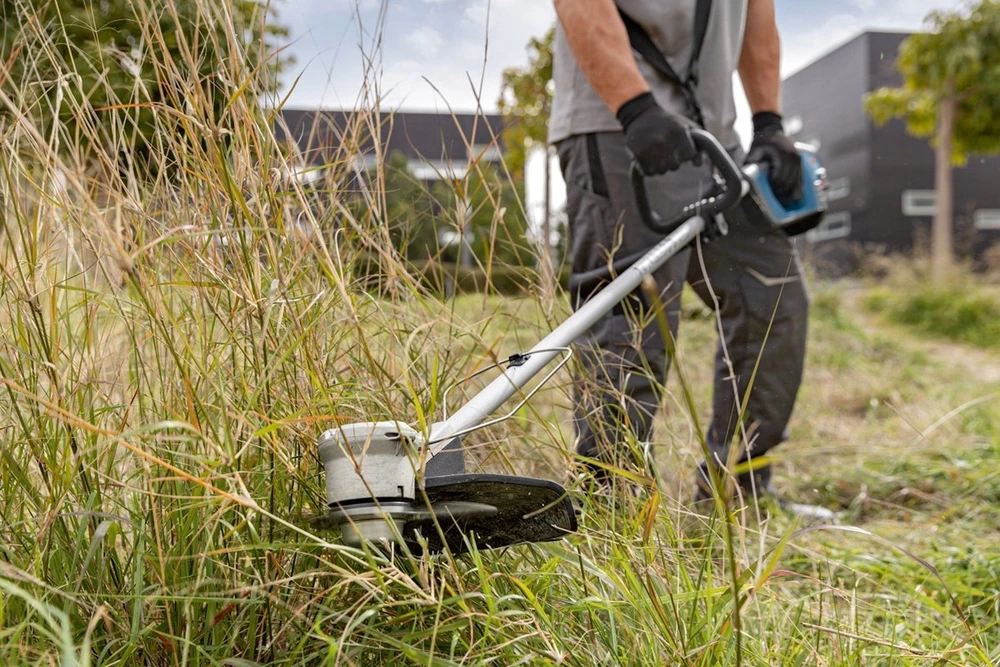 Akumuliatorinė žoliapjovė Bosch GFR 18V-23 PRO, be akumuliatoriaus ir kroviklio