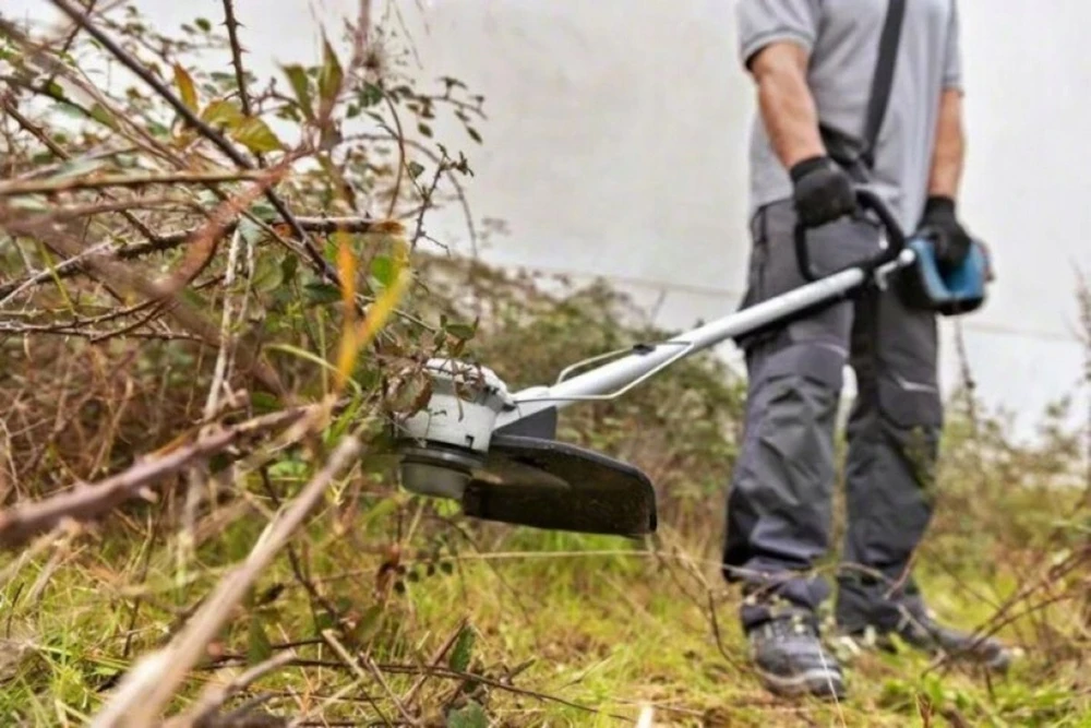 Akumuliatorinė žoliapjovė Bosch GFR 18V-23 PRO, be akumuliatoriaus ir kroviklio