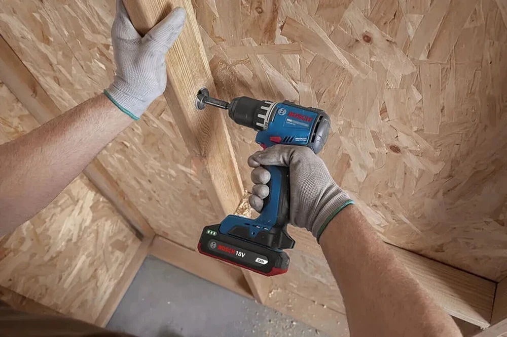 Bosch GSR18V-52, 1x2.0Ah, 1x4.0 Ah, GAL 18V-40, LB