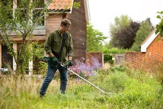 Bosch Advanced GrassCut 36V-33 Akumuliatorinis žolės pjovimo trimeris (Be akumuliatoriaus ir kroviklio)
