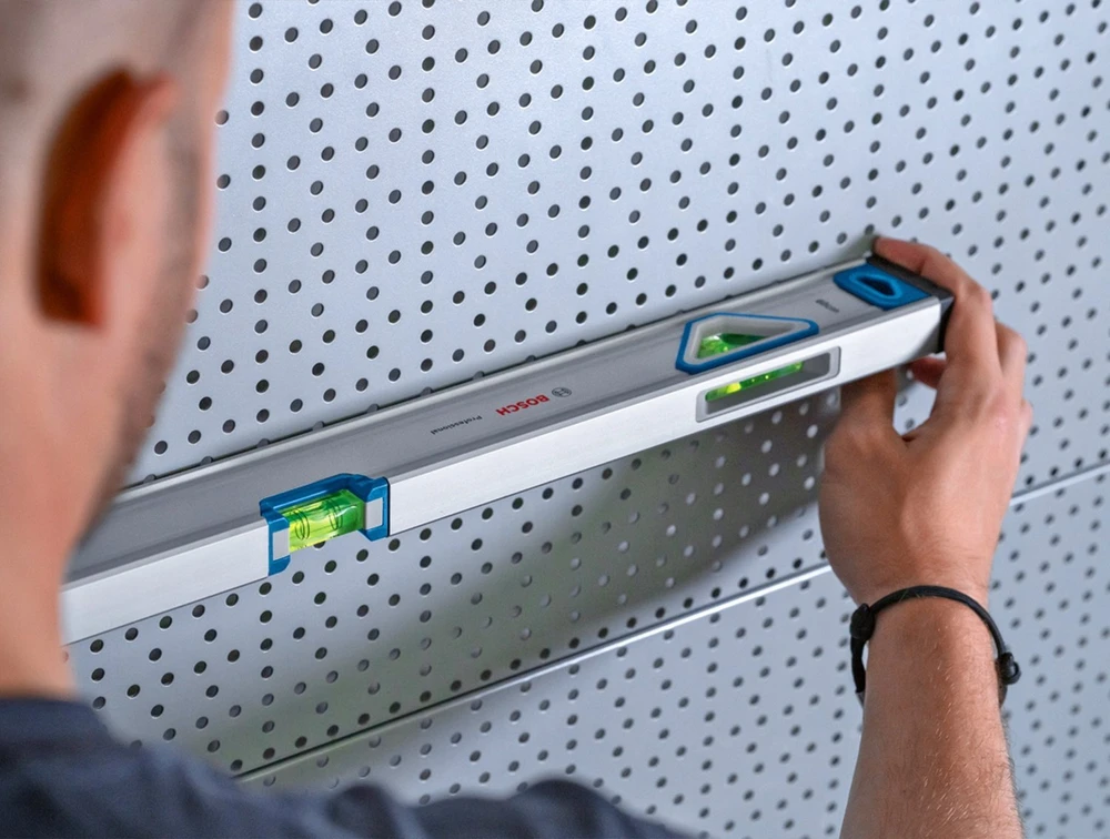 Bosch 60 cm gulsčiukas