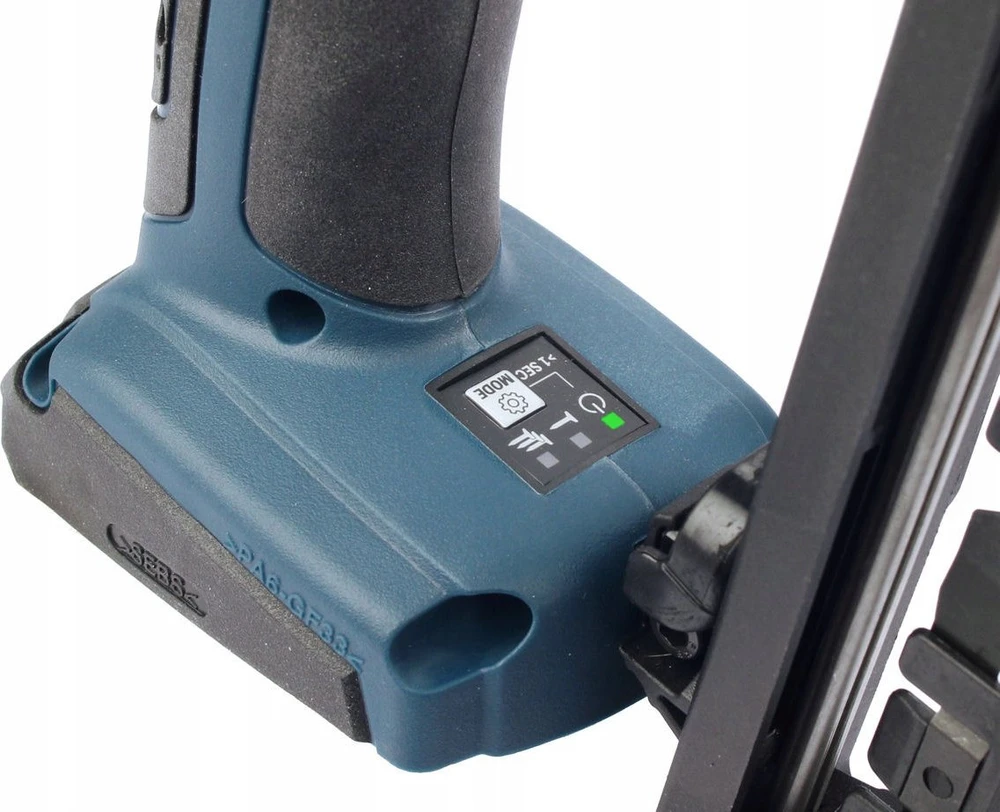Bosch GNH 18V-64 M, be akumuliatoriaus ir kroviklio, LB