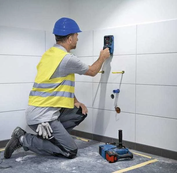 Bosch D-tect 200 C, BG 4x1,5V