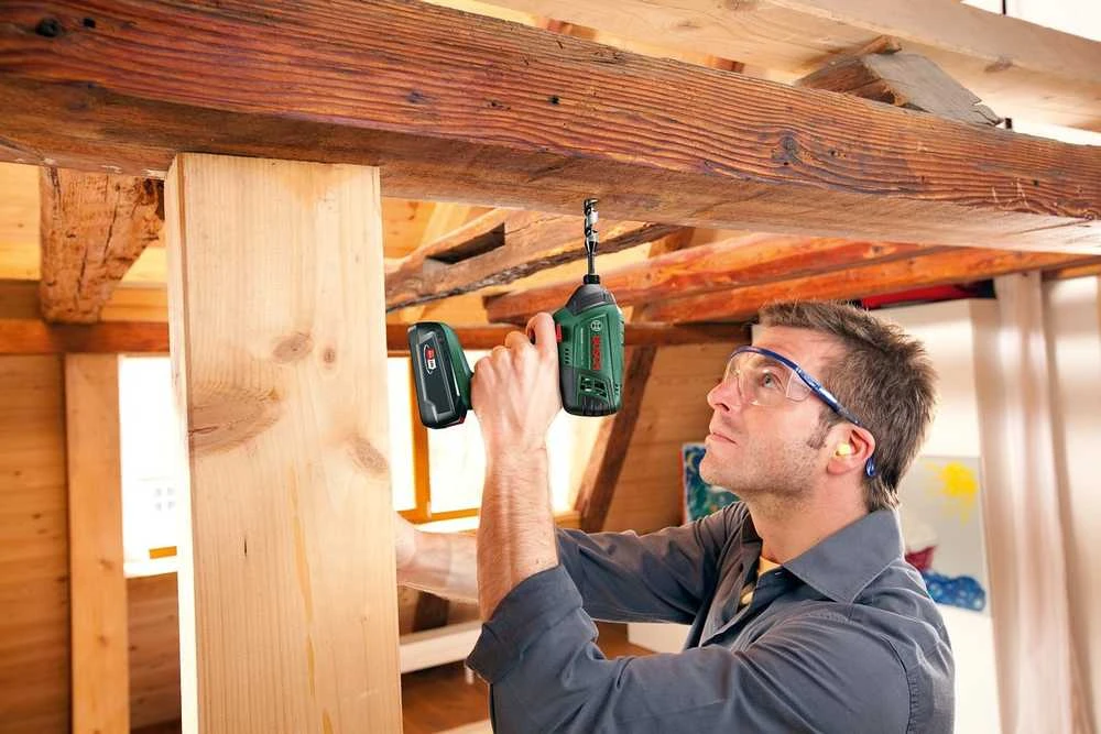 Bosch Advanced ImpactDrive 18 Akumuliatorinis smūginis raktas, be akumuliatoriaus ir kroviklio