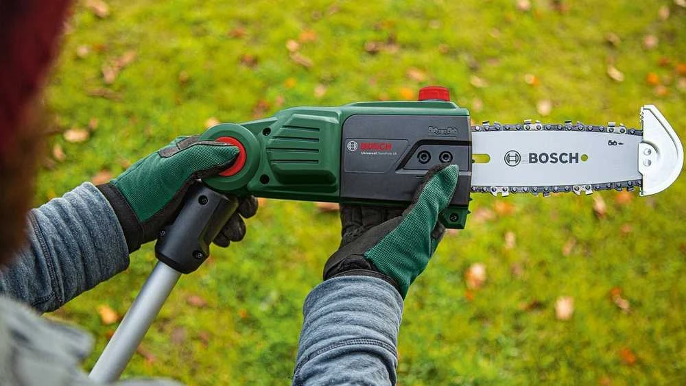 Akumuliatorinė aukštapjovė Bosch UniversalChainPole 18 be akumuliatoriaus ir kroviklio