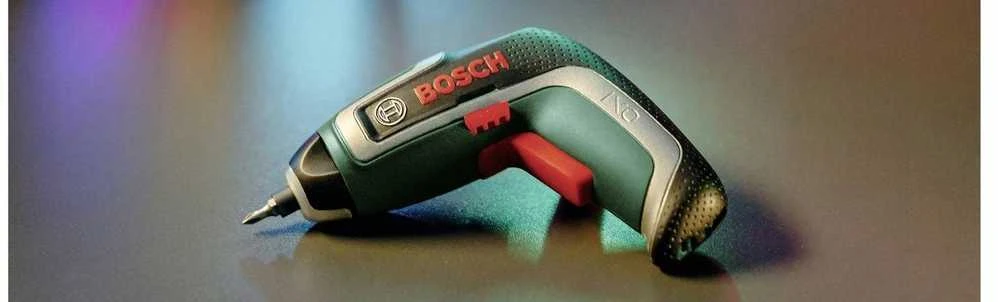 Bosch IXO 7 + 32tlg. Kartono antgalių rinkinys