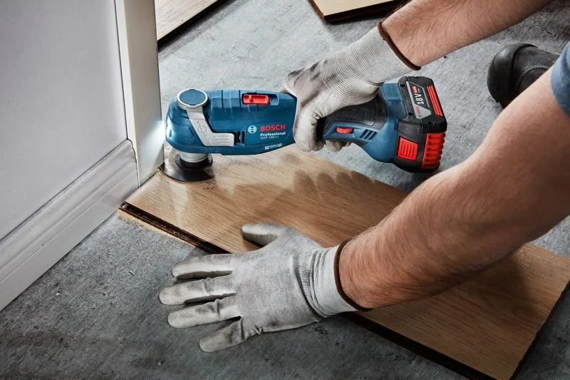 Daugiafunkcinis įrankis Bosch GOP 185-LI PROFESSIONAL; 18 V; 1x4,0 Ah akum.