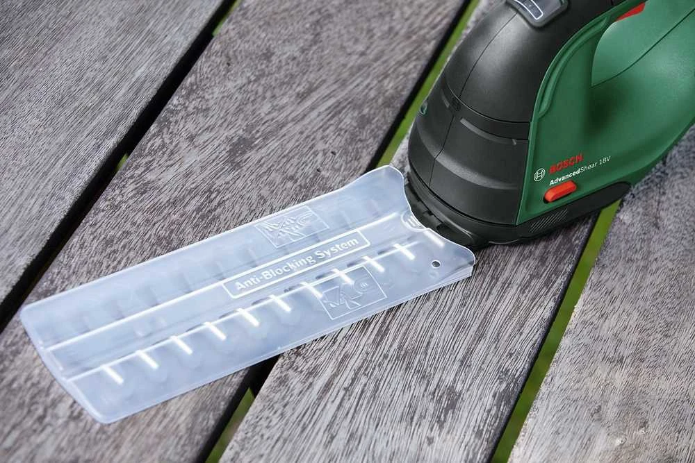 Krūmų ir žolės akumuliatorinių žirkių rinkinys Bosch Advanced Shear 18V-10 Be akumuliatoriaus ir kroviklio