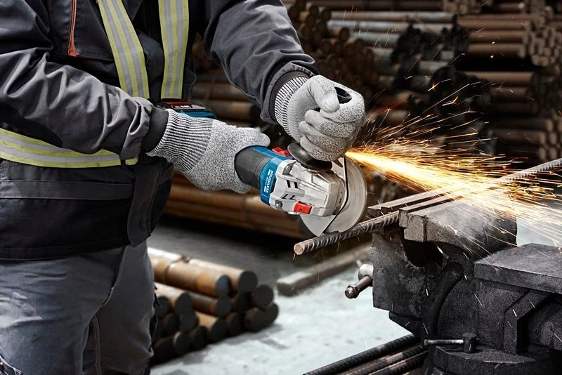 Rinkinys įrankių Bosch Rinkinys COMBI 18V GSR+GWS+GBH 2*4.0AH