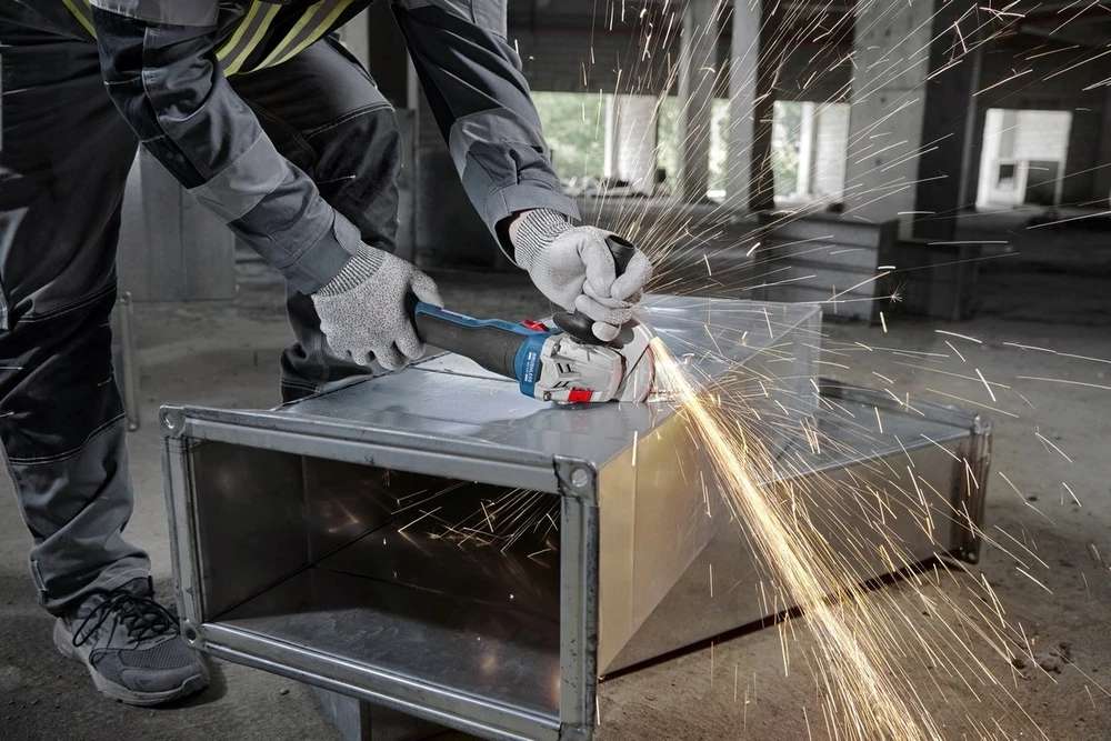 Rinkinys įrankių Bosch Rinkinys COMBI 18V GSR+GWS+GBH 2*4.0AH