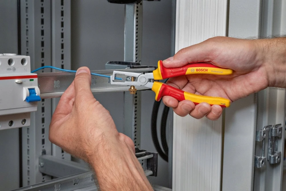 Bosch VDE universalus laidų nuėmiklis 160 mm