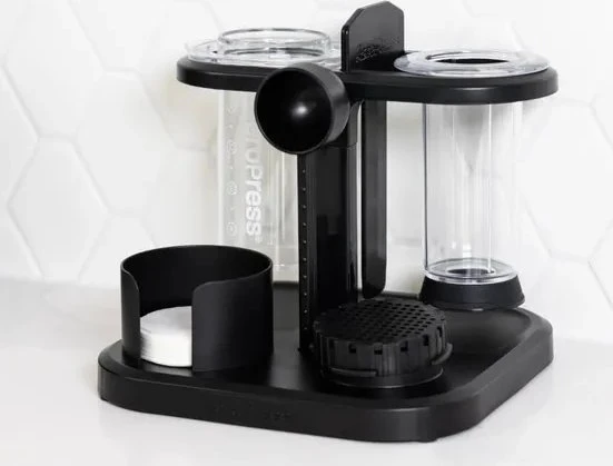 AeroPress Stovas-laikiklis AeroPress kavos ruošimo prietaisui ir priedams