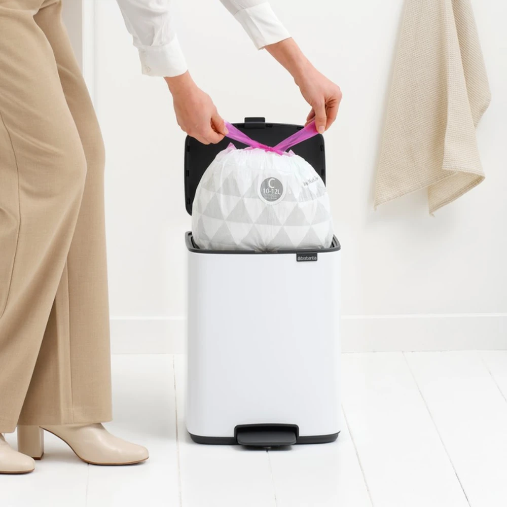 Brabantia Bo šiukšliadėžė su pedalu, 12 l, balta