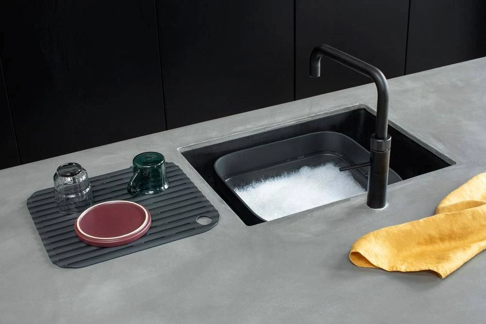 Tamsiai pilka Brabantia Washing-Up Bowl
