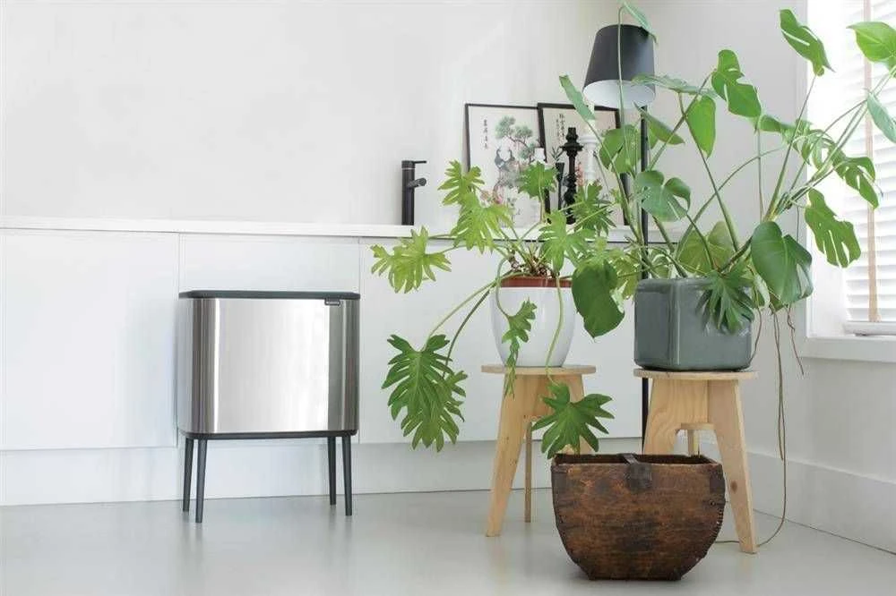 Šiukšlių dėžė Brabantia Bo Touch, 3 x 11 l, Matinė plieno spalvos