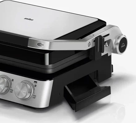 BRAUN MultiGrill 7 Contact grilis CG 7044, grotelės, keptuvės ir vaflinės lėkštės