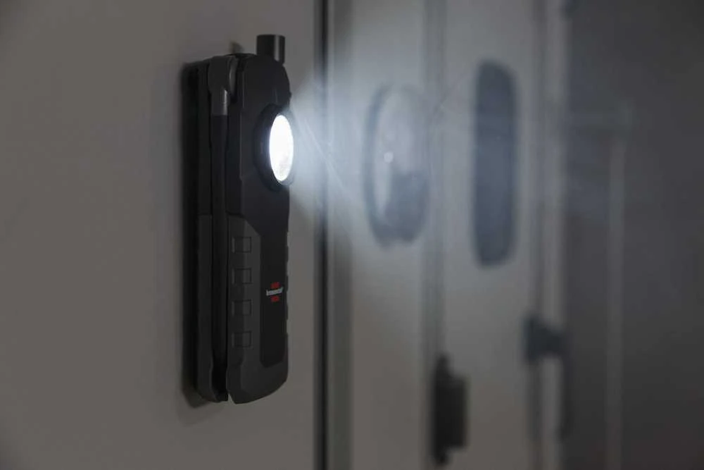 Brennenstuhl PROŽ PAKRAU LED 1000ACW 1000+380LM IP54