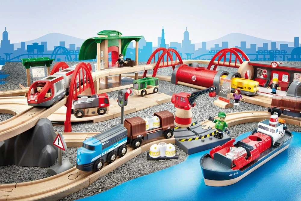 BRIO RAILWAY geležinkelio rinkinys liukso klasės, 33052