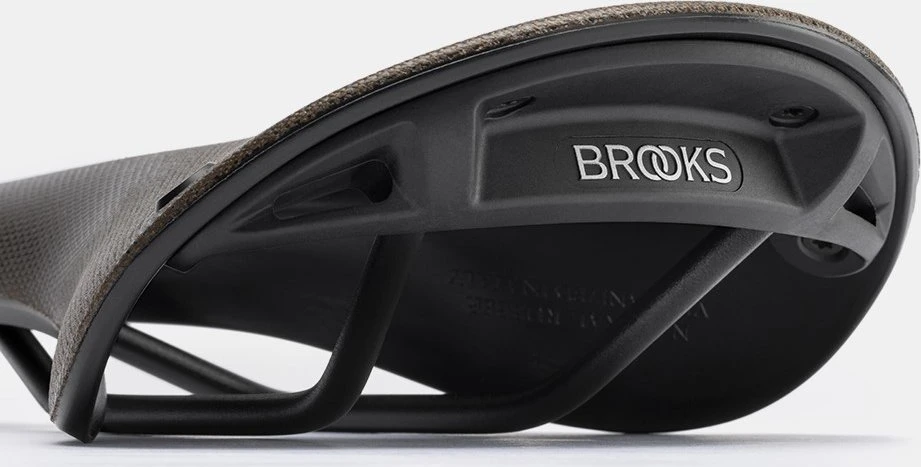 Brooks Balnelis BROOKS C17 CARVED, Rudas, Plieniniai lankeliai, Svoris 446 g, linija Cambium
