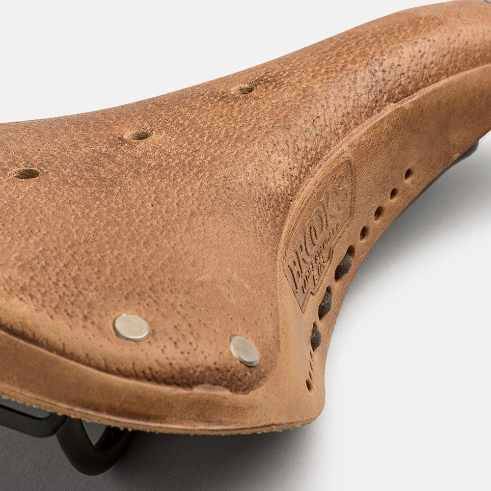 Brooks Bikselis BROOKS B17 SOFTENED SHORT, tamsiai ruda, plieno rėmas, svoris 470 g, linija Leather