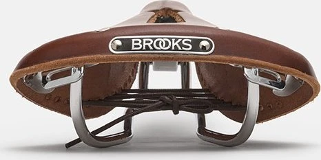 Brooks BROOKS B17 CARVED SHORT balnelis, rudas, plieniniai lankeliai, svoris 460 g, linija „Leather"