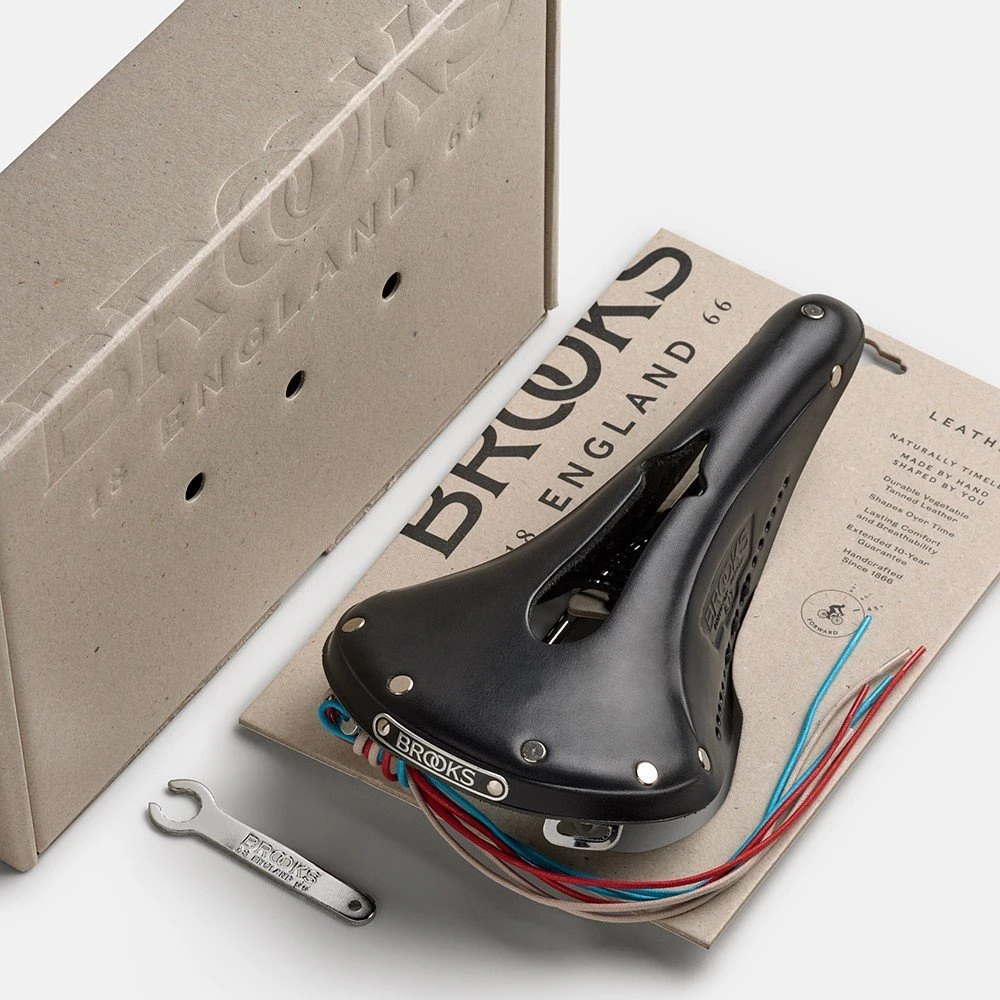Brooks BROOKS B17 NARROW CARVED balnelis, juodas, plieniniai lankai, svoris 510 g, linija Leather